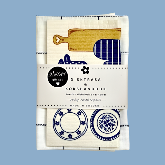 Geschenkset Handtuch Schwammtuch Küche in blau mit Banderole und mysblauem Hintergrund