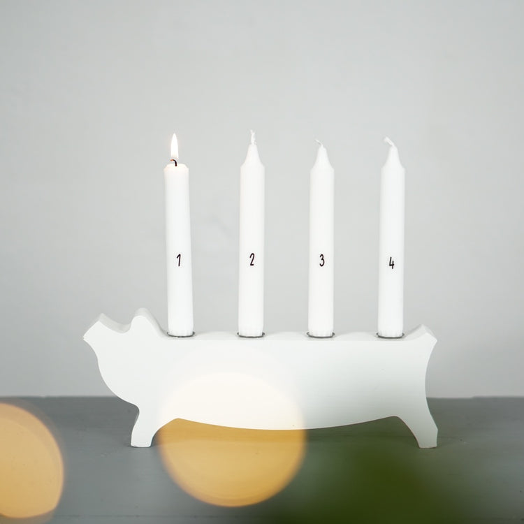 Adventsleuchter_Holz_weiss_Schweinchen1_Formverket_Mys-Shop