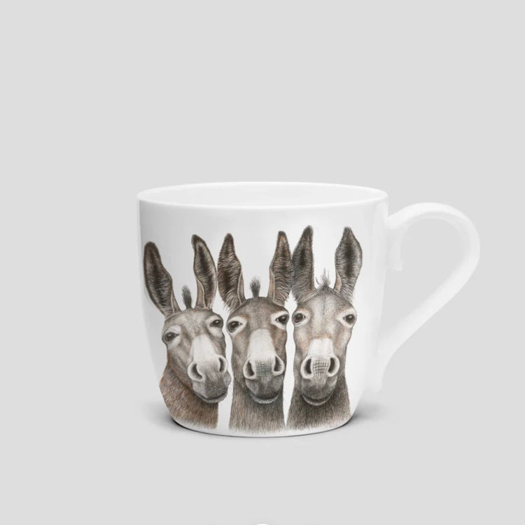 Tasse aus Porzellan mit Eseln auf Vorder- und Rückseite