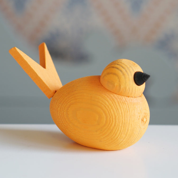 Dekofigur_Holz_Vogel_gross_orange_Larssons_trae_Mys_Shop
