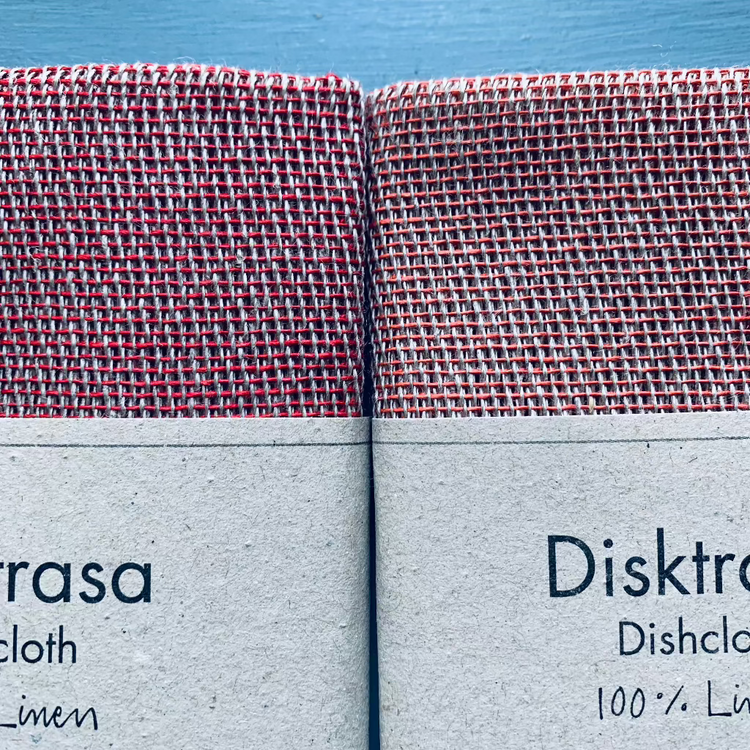 Spültuch Disktrasa in rot (links) und ziegelrot (rechts) im Farbvergleich nebeneinander