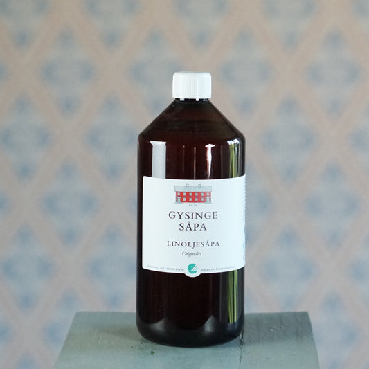 Flasche 1 l Leinölseife von Gysinge centrum för byggnadsvård erhältlich bei MYS