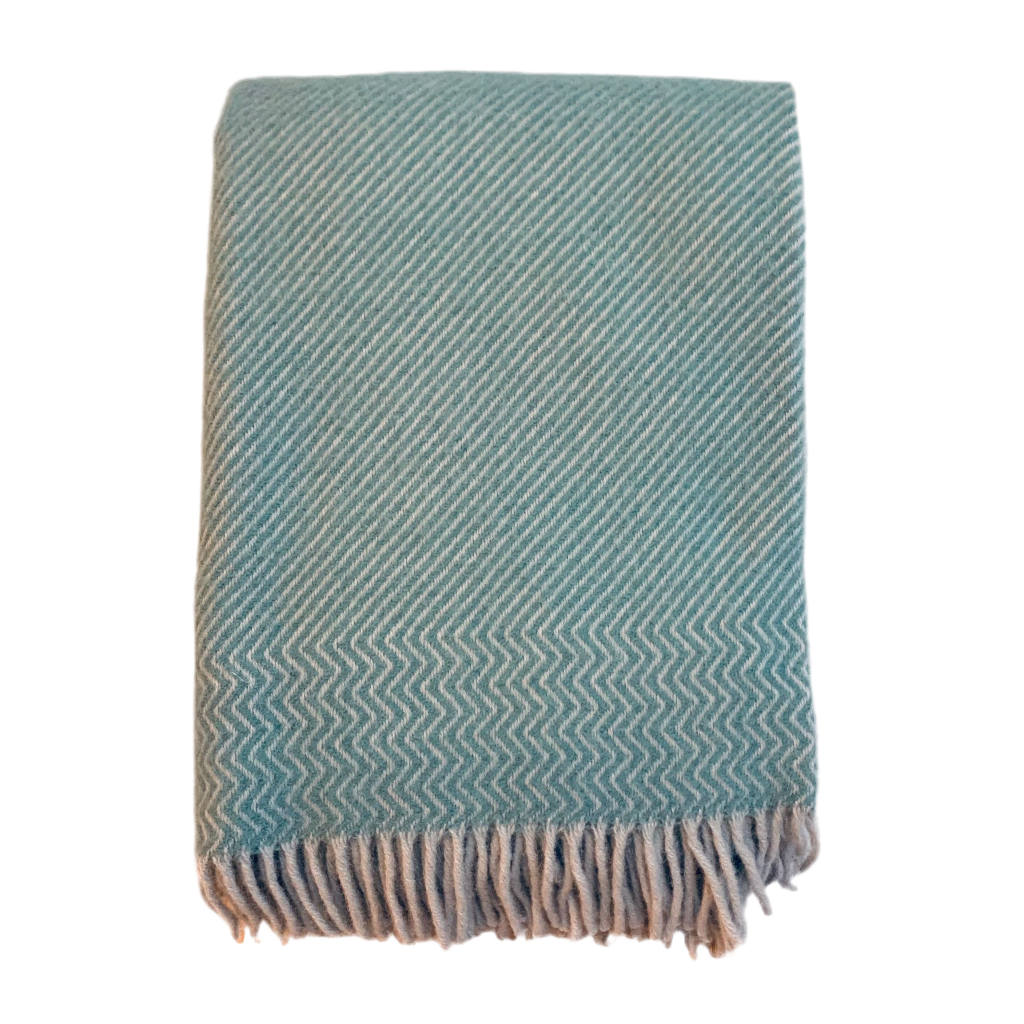 Klippan Wolldecke Bazaar petroleum zusammengefaltet