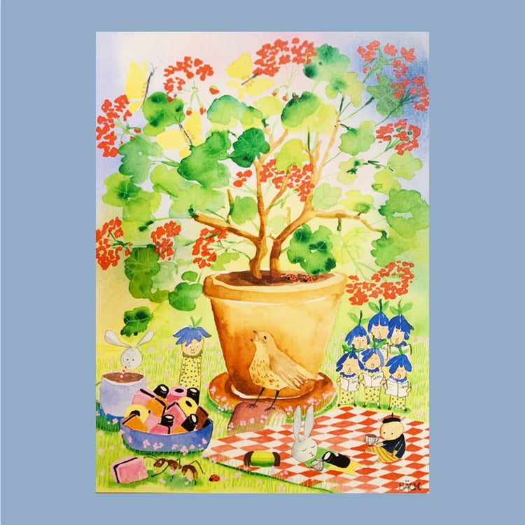 Unter der alten Pelargonie im Blumentopf treffen sich kleine Wesen zum Fest. Man lümmelt auf einer Decke und trinkt Kaffee, Süßigkeiten stehen bereit. Ein kleiner Chor singt und wird von einer Drossel begleitet