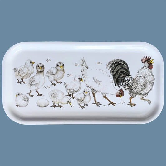 LangesHolztablett mit Hühnerschar