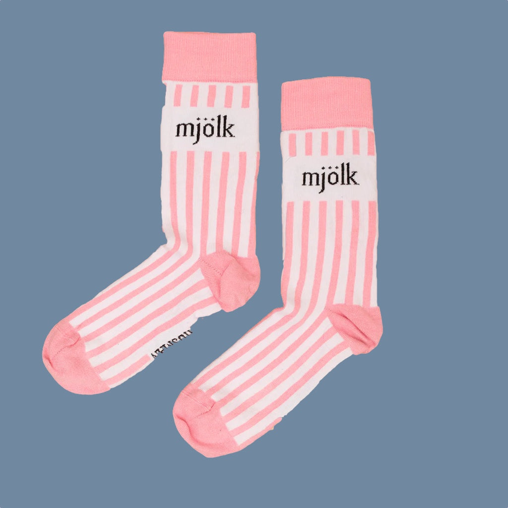Socken mit Milchpackungsdesign in Rosa