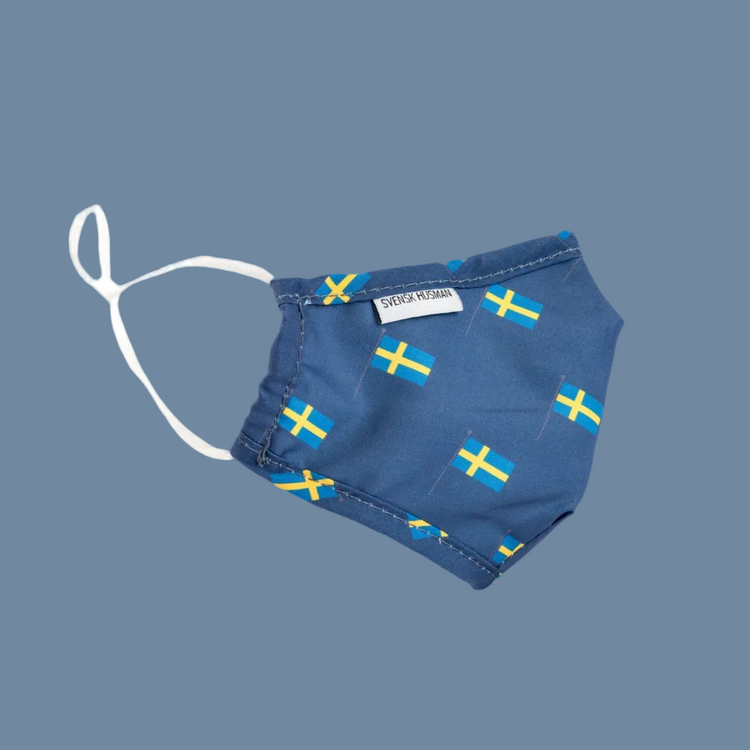 Mund Nase Bedeckung mit schwedischen Flaggen
