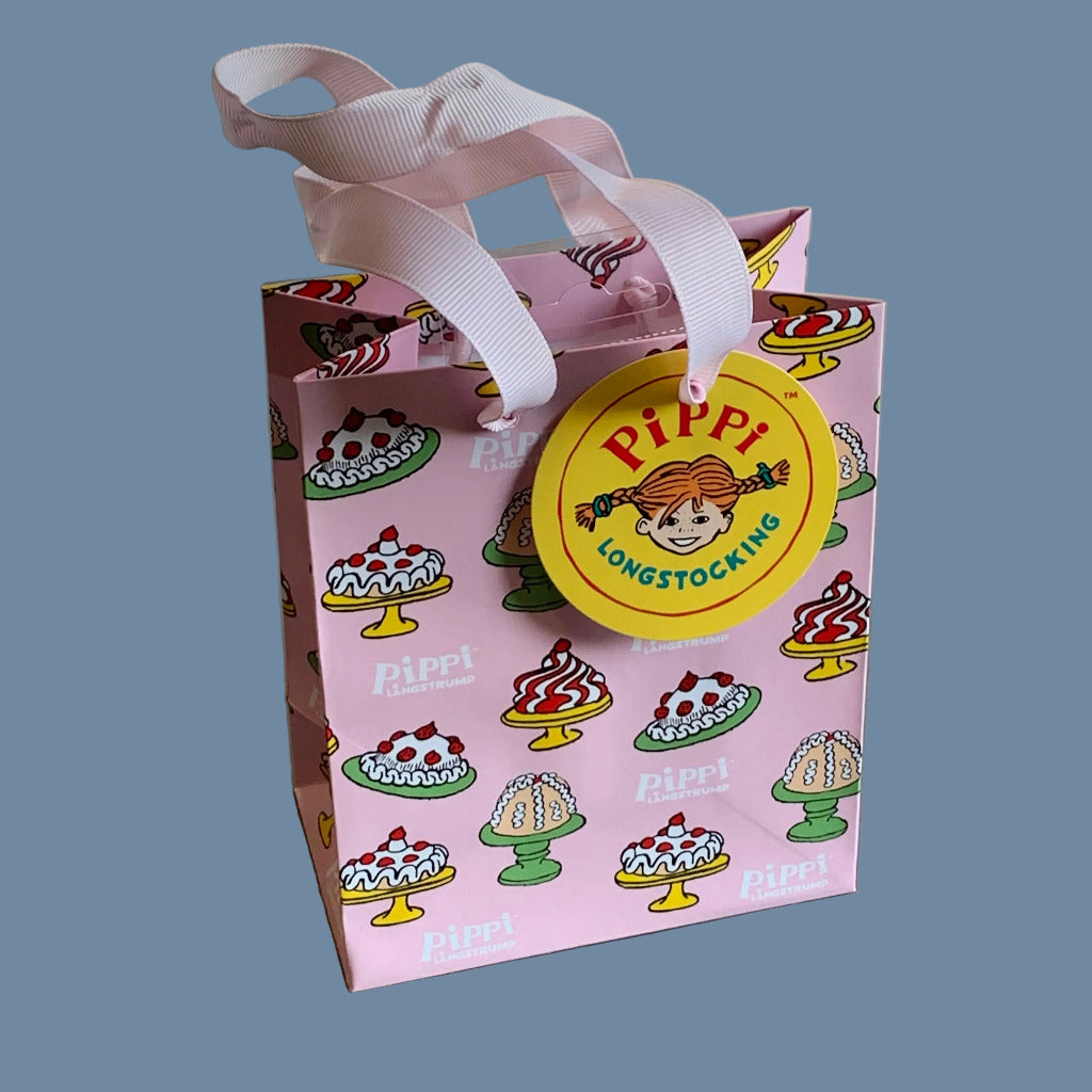 Rosa Pippi Langstrumpf Geschenktüte mit Tortenillustrationen und rosa Trageband