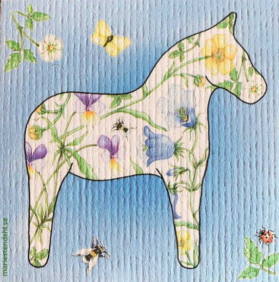 Schwammtuch mit Muster weißes Dalapferd mit Glockenblumen von Marie Stendahl erhältlich bei MYS