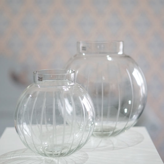 große und kleine Vase Alinde aus Glas von Strömshaga