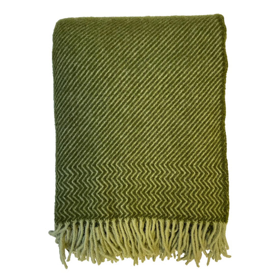 Klippan Wolldecke Bazaar basilikum zusammengefaltet