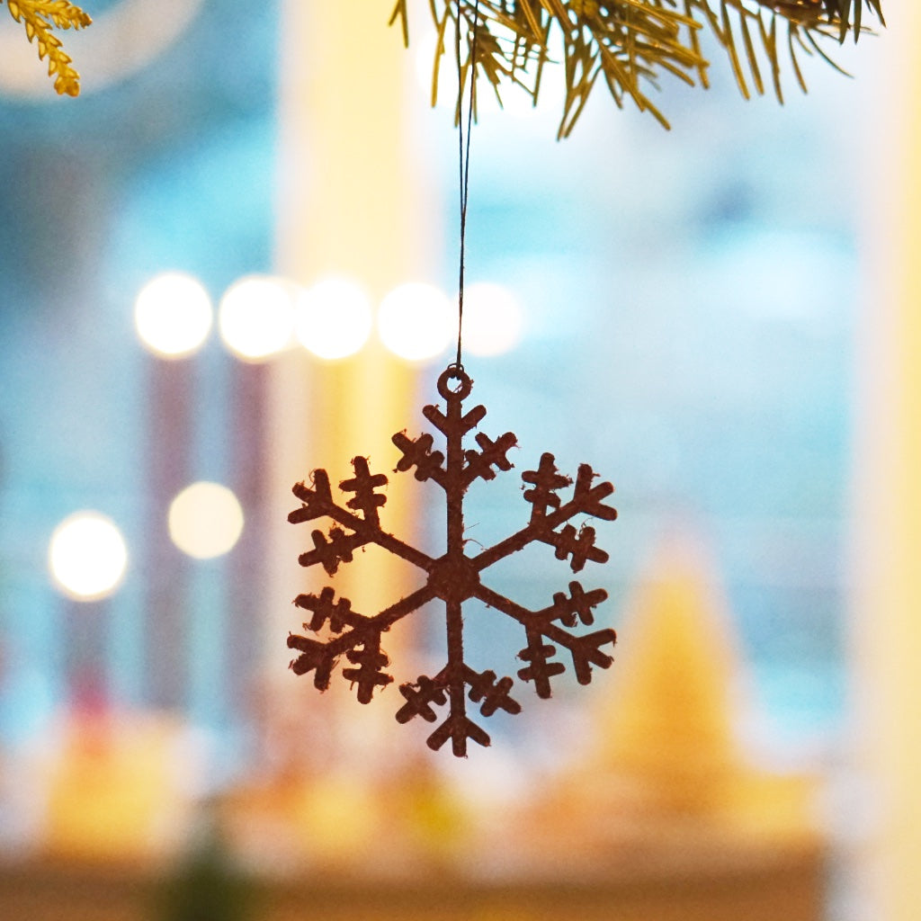 Weihnachtsbaumschmuck Schneeflocke aus Leder
