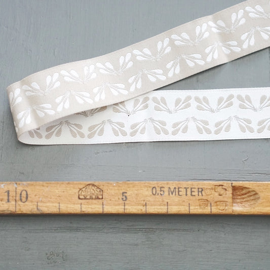 Band_Floral_natur_weiss2_Shyness_Mys-Shop