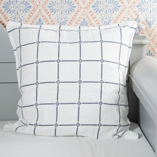 Kissenbezug_Classic_blau_vorn_Shyness_Interior_Mys_Shop