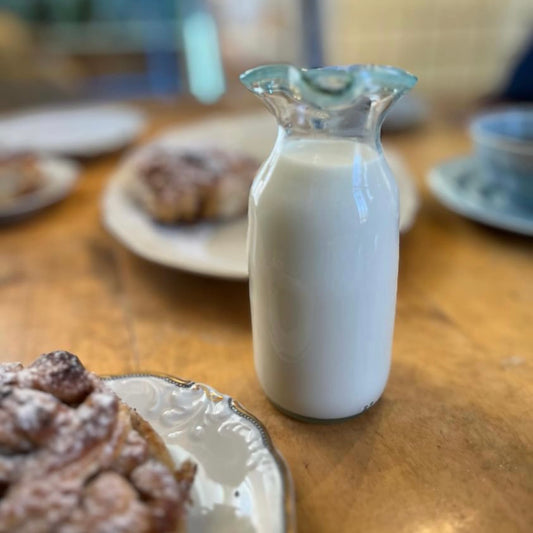 Milchkännchen aus Glas von Persson&Persson erhältlich im Mys-Shop