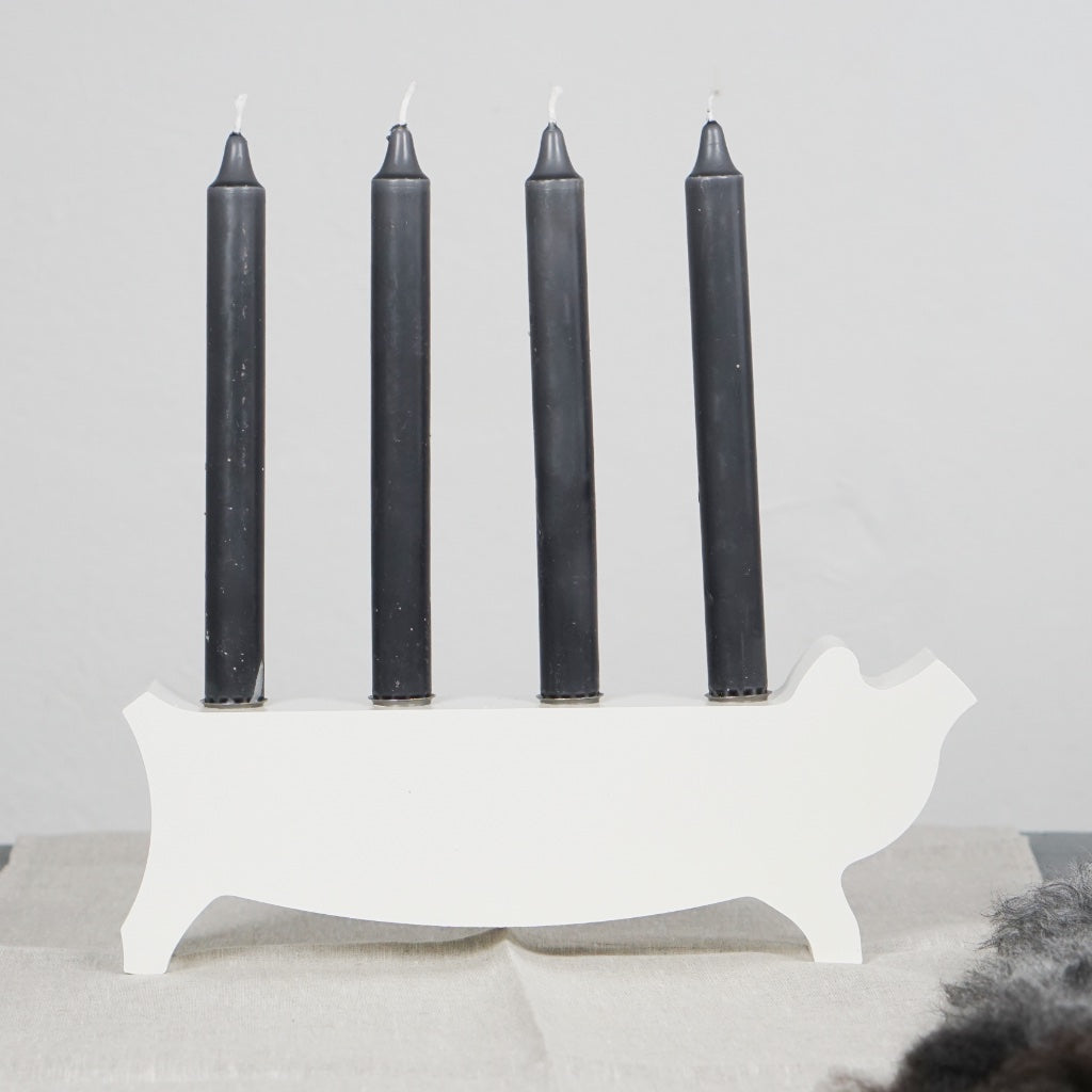 Adventsleuchter_Holz_weiss_Schweinchen_Formverket_Mys-Shop