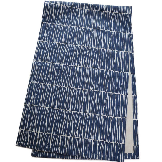 blauer Tischläufer