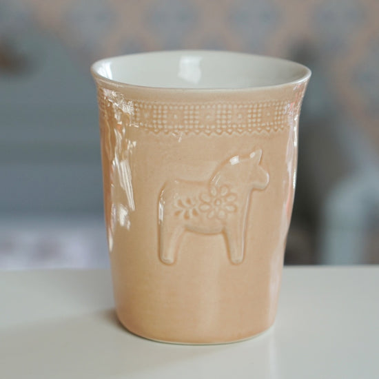 Becher_Keramik_gross_hagebutte2_Mia_Blanche_Mys_Shop