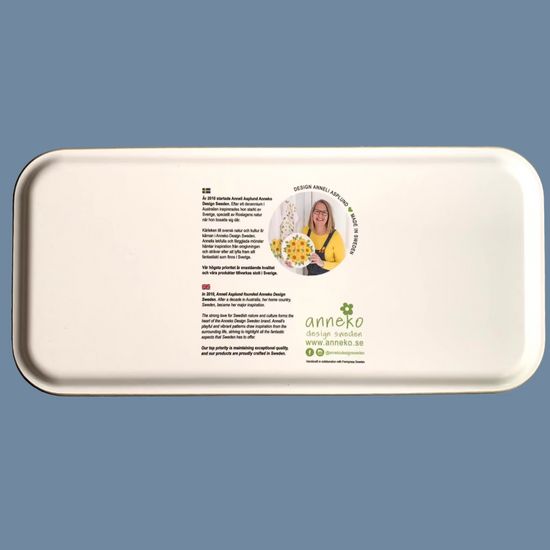 Rückseite Holztablett länglich mit Ino über Anneko