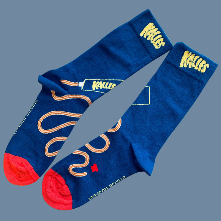 Dunkelblaue Socken Kalles Kaviar mit roter Spitze