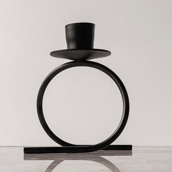 Kerzenhalter für Kranz schwarz