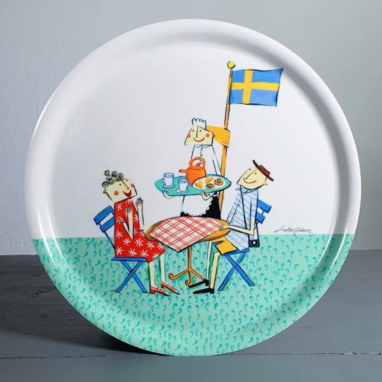 Rundes_Tablett_Holz_Fika_Lotta_Glave_Mys-Shop