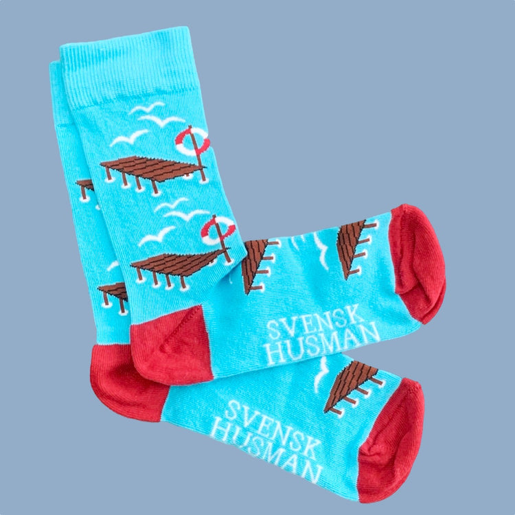 Socken mit Muster Bootssteg von Svensk Husman erhältlich im Mys Shop