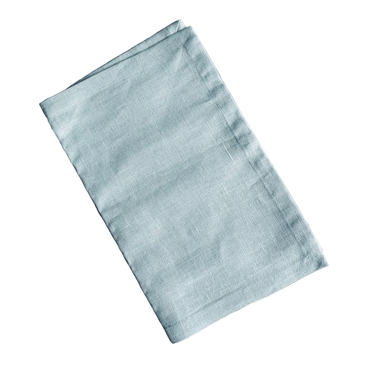 Tischset aus Leinen eislau vor weißem Hintergrund