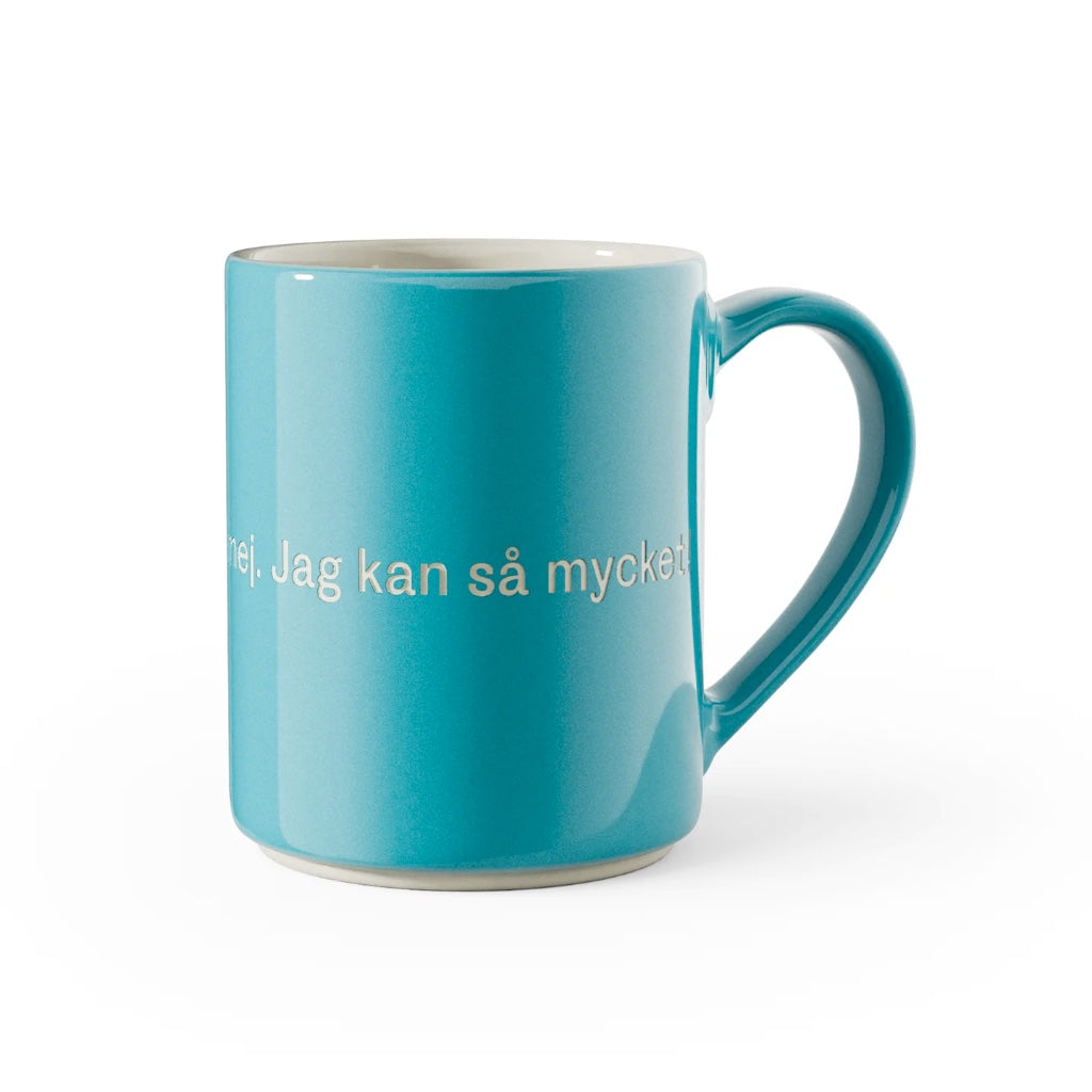 Hellblaue Tasse mit Zitat von Astrid Lindgren, Lotta sagt: Det är konstigt med mig, jag kan så mycket