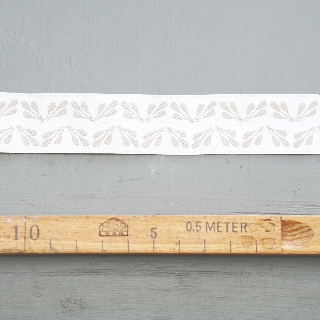 Band_Floral_natur_weiss_Baumwolle_Shyness_Mys-Shop