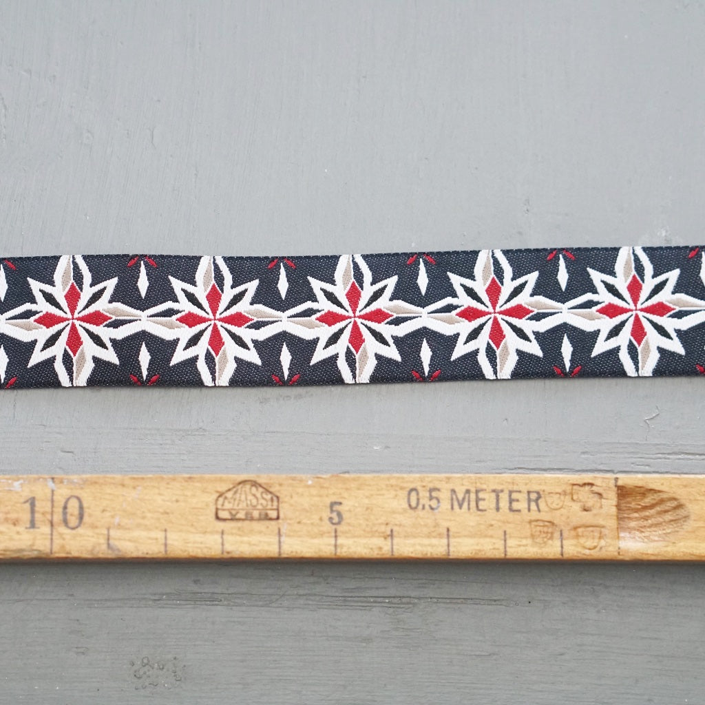 Band_Floral_schwarz_rot_Baumwolle_Shyness_Mys-Shop