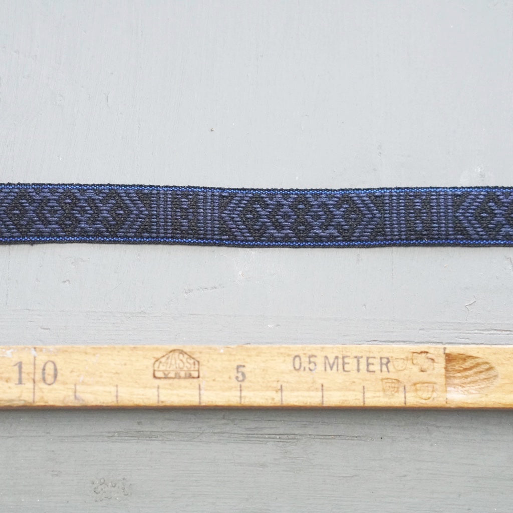 Band_Tracht_schwarz_blau_Baumwolle_Spegels_Mys-Shop