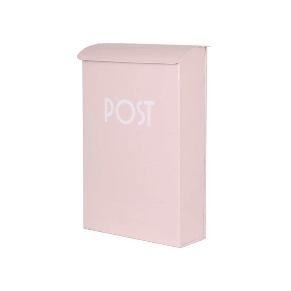 Briefkasten_Emaille_rosa_Stroemshaga2_Mys_Sop