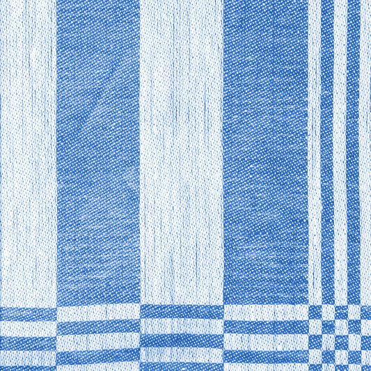 Detail einer Ecke des Tischtuchs Gästabud in blau