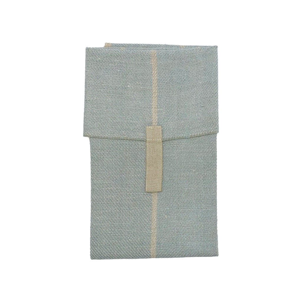 Handtuch_LillaMaerta_Leinen_hellblau_Vaexbolin_Mys-Shop