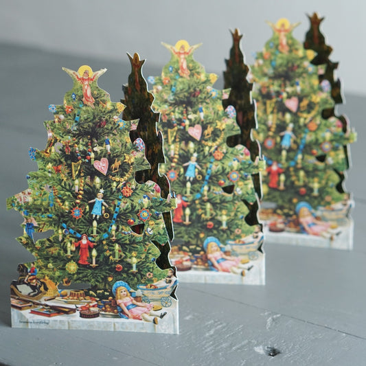Leporello Weihnachtsbaum aufgestellt